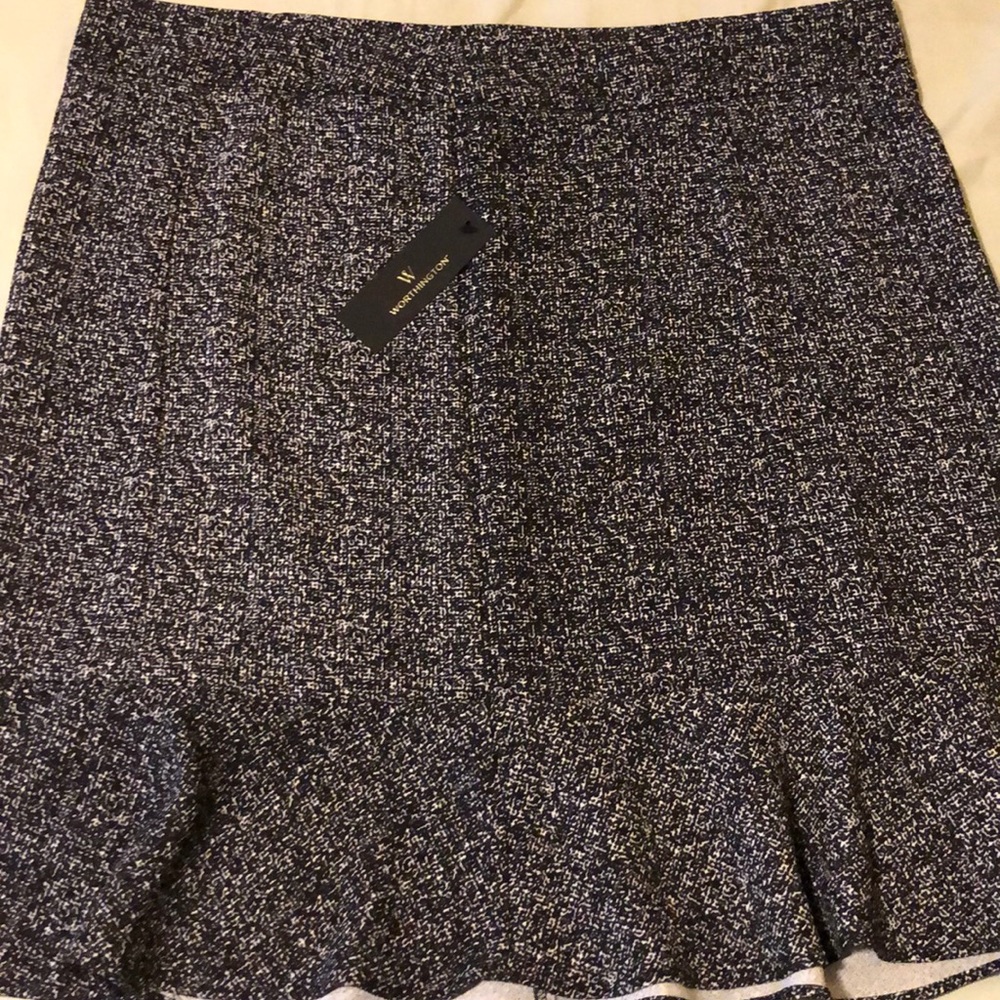 Brand new Worthington flare bottom mini skirt